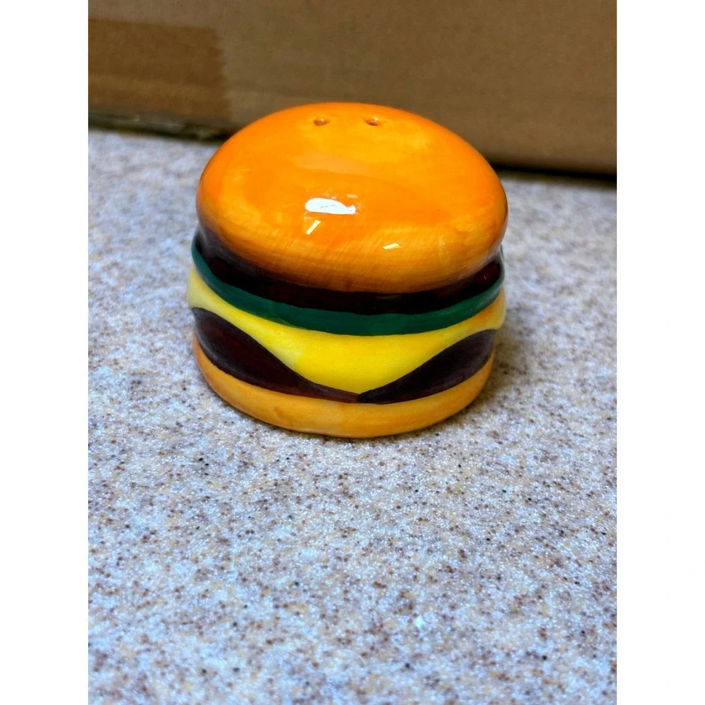 Cheese Burger Hot Dog Salt Pepper Shakers Multicolor Good Novelty BBQ